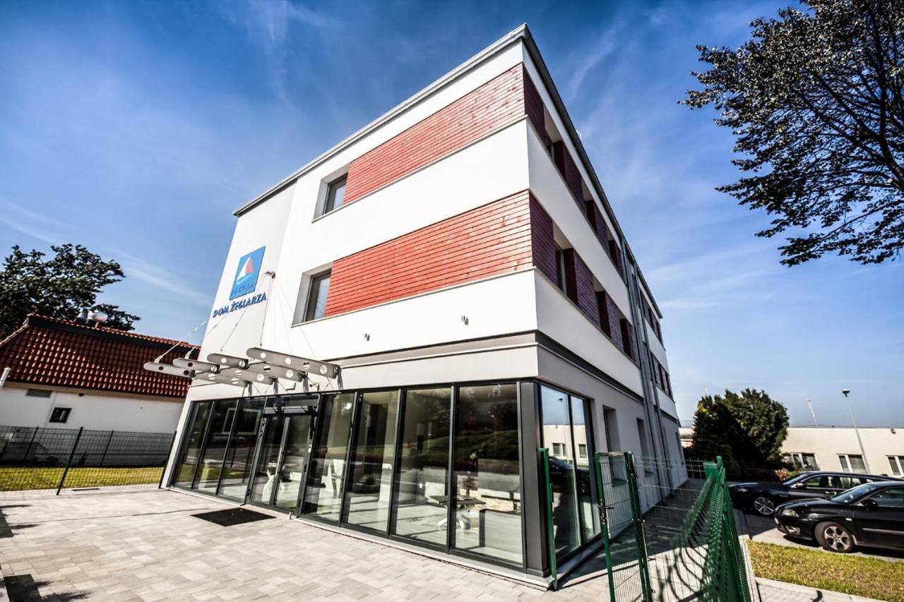 Ferienwohnung Dom Zeglarza Puck Exterior foto